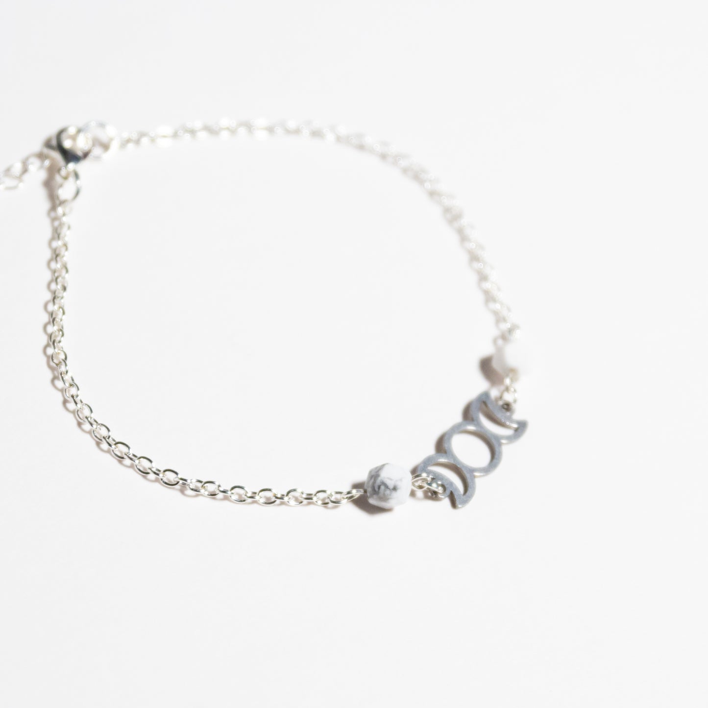 Eclipse Anklet with White Howlite